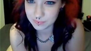 Sexy camgirl with tattoos and piercings dildos her pussy porn video